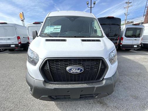 Oxford White 2026 Ford Transit-250 Base