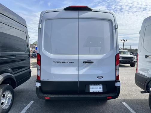 Oxford White 2026 Ford Transit-250 Base
