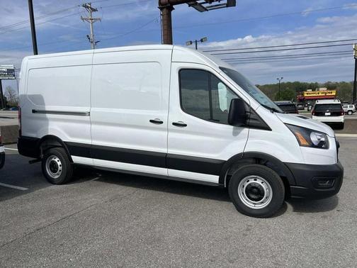 Oxford White 2026 Ford Transit-250 Base