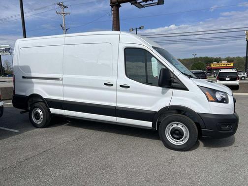 Oxford White 2026 Ford Transit-250 Base