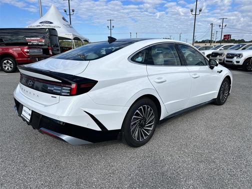 2024 Hyundai SONATA Hybrid Limited