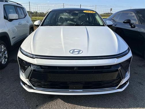 2024 Hyundai SONATA Hybrid Limited
