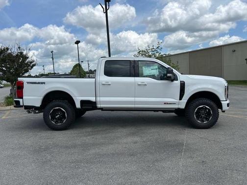 2025 Ford F-350 Lariat