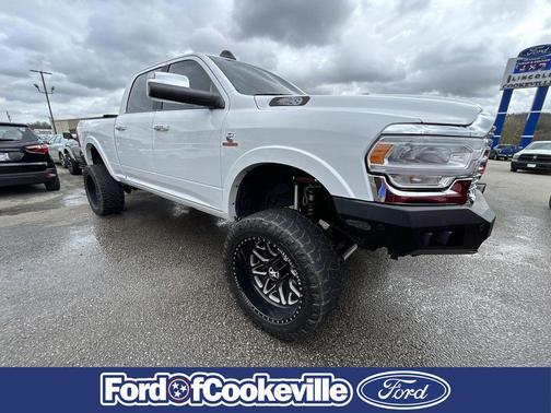 2021 RAM 2500 Laramie Crew Cab 4x4 6'4' Box