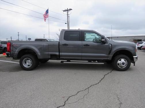 2025 Ford F-350 XLT