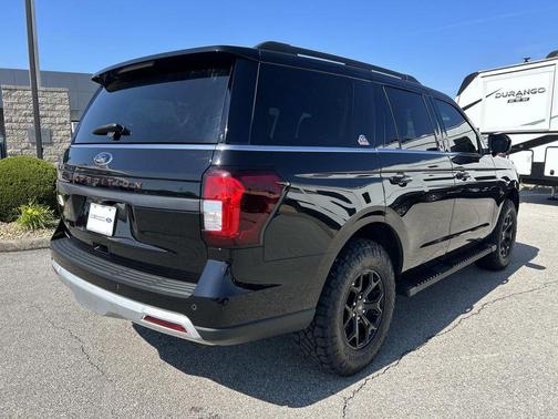 Agate Black Metallic 2024 Ford Expedition Timberline