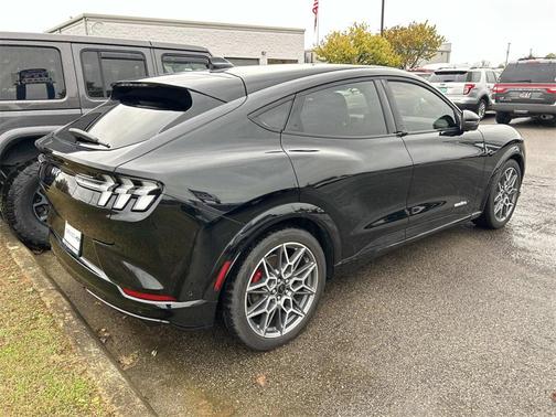 2024 Ford Mustang Mach-E GT