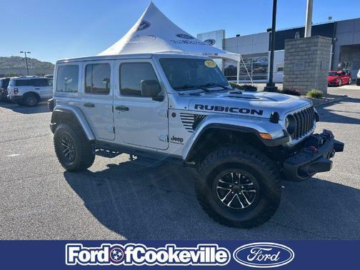 Silver Zynith Clearcoat 2024 Jeep Wrangler Rubicon