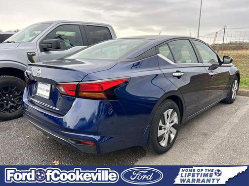 2022 Nissan Altima S FWD