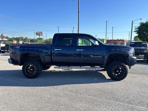 Imperial Blue Metallic 2011 Chevrolet Silverado 1500 LT