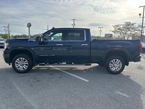 Pacific Blue Metallic 2023 GMC Sierra 2500 Denali