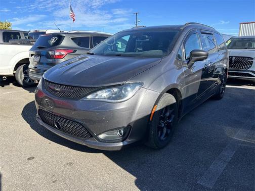 2019 Chrysler Pacifica Touring-L Plus