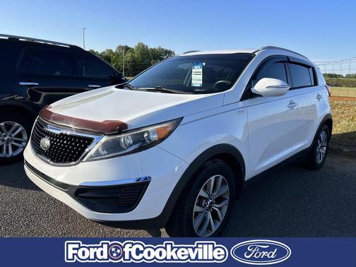 Clear White 2015 Kia Sportage LX