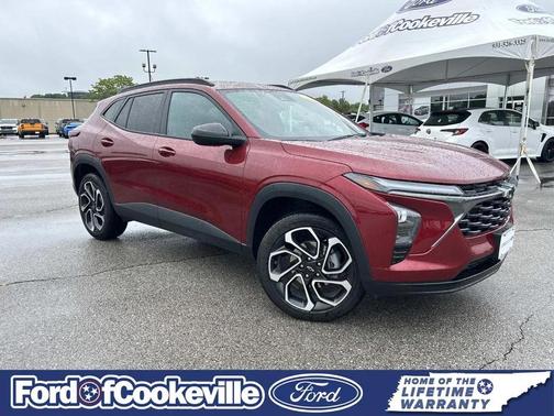 Crimson Metallic 2025 Chevrolet Trax FWD 2RS