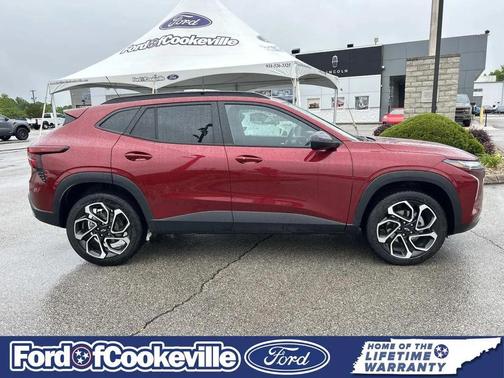 Crimson Metallic 2025 Chevrolet Trax FWD 2RS
