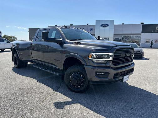 2022 RAM 3500 Laramie Crew Cab 4x4 8' Box