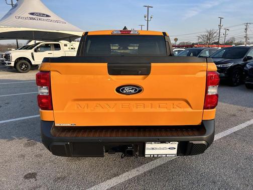 Orange Fury Metallic Tri-Coat 2026 Ford Maverick XL