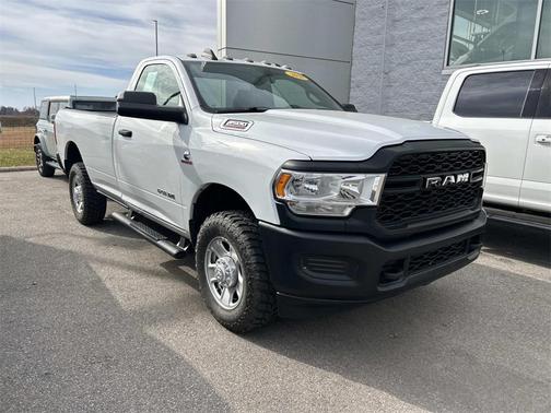 2021 RAM 3500 Tradesman Regular Cab 4x4 8' Box