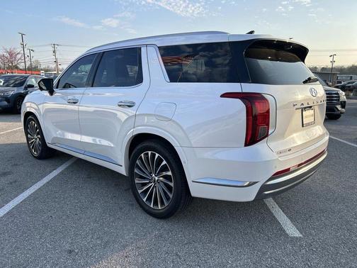 Hyper White 2023 Hyundai PALISADE Calligraphy