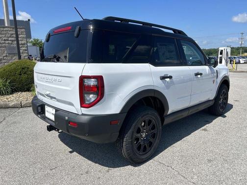 Oxford White 2026 Ford Bronco Sport Badlands