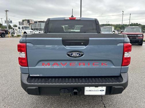 Azure Gray Metallic Tri-Coat 2025 Ford Maverick XLT