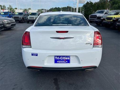 2022 Chrysler 300 S