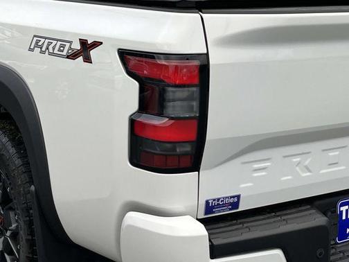 2023 Nissan Frontier PRO-X