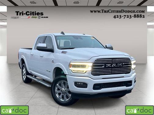 2019 RAM 2500 Laramie Crew Cab 4x4 6'4' Box