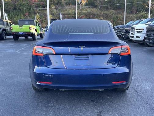 2018 Tesla Model 3 Performance