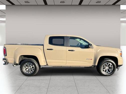 2022 GMC Canyon AT4