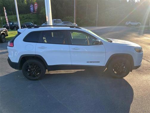 2023 Jeep Cherokee Altitude