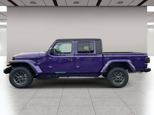 Reign 2026 Jeep Gladiator Sport S