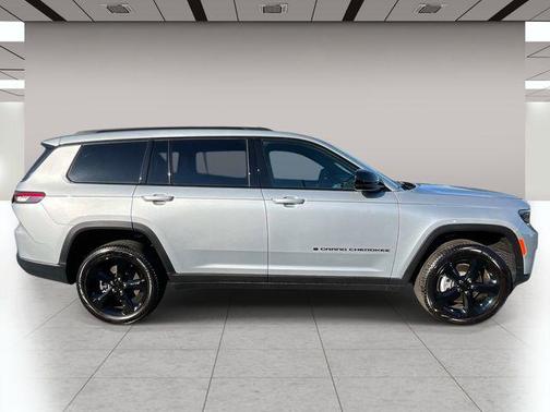 Silver Zynith 2025 Jeep Grand Cherokee L Limited