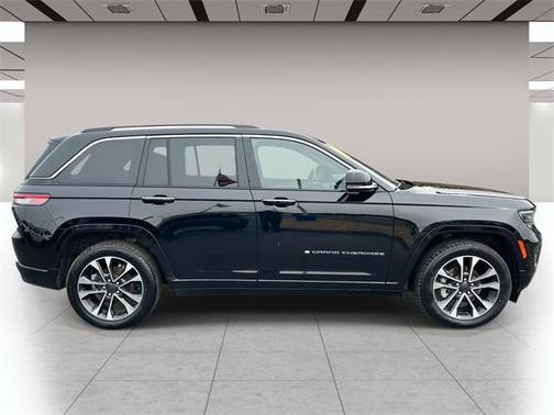 2023 Jeep Grand Cherokee Overland