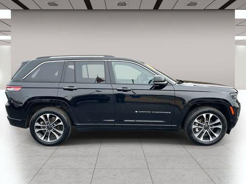2023 Jeep Grand Cherokee Overland