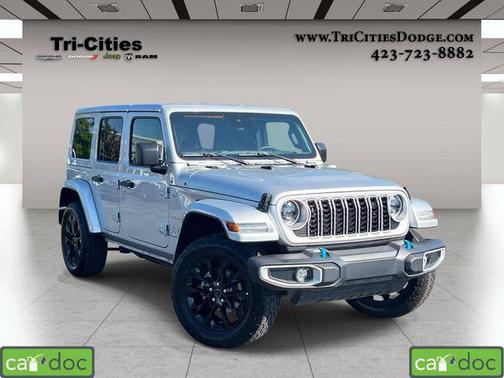 Silver Zynith Clearcoat 2024 Jeep Wrangler 4xe Sahara