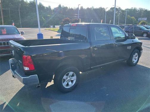 2023 RAM 1500 Classic SLT