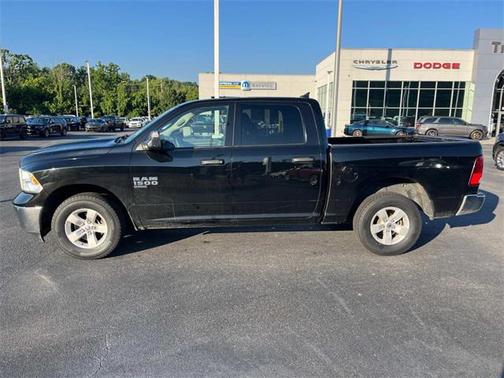 2023 RAM 1500 Classic SLT