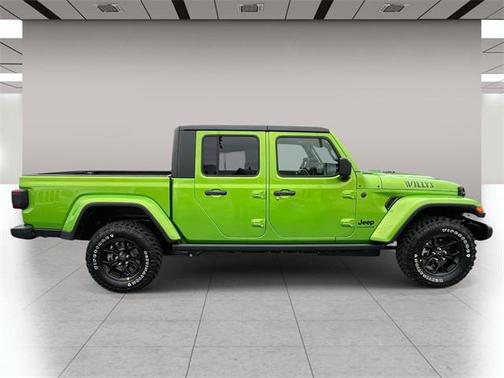 2026 Jeep Gladiator Willys 4x4
