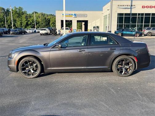 2023 Chrysler 300 S