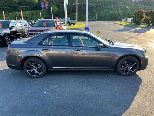 2023 Chrysler 300 S