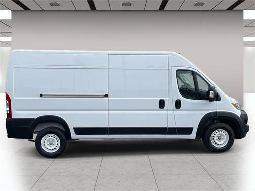 2025 RAM ProMaster 2500 Tradesman