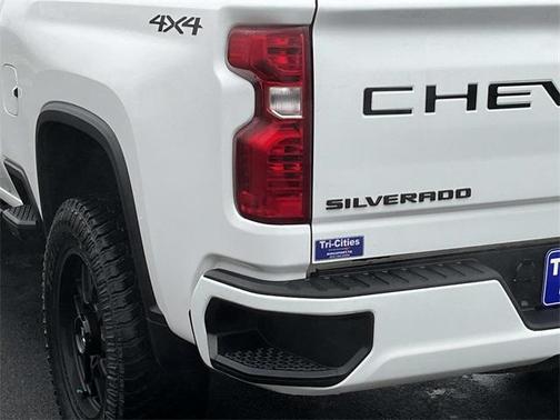 2022 Chevrolet Silverado 2500 Custom