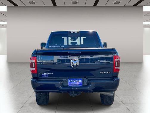 Patriot Blue Pearlcoat 2023 RAM 2500 Limited Crew Cab 4x4 6'4' Box