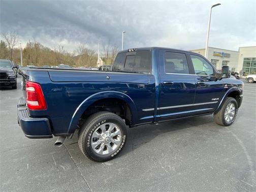 Patriot Blue Pearlcoat 2023 RAM 2500 Limited Crew Cab 4x4 6'4' Box