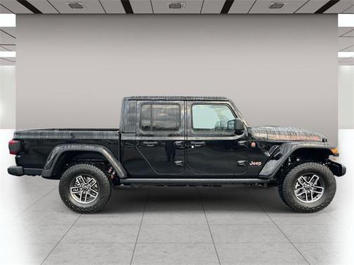 2026 Jeep Gladiator Mojave 4x4