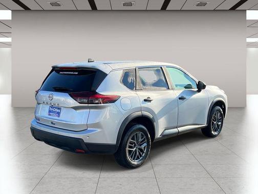 Brilliant Silver 2024 Nissan Rogue S