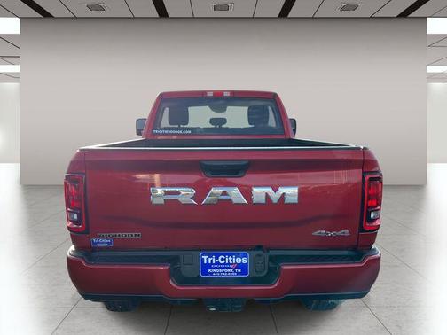 Molten Red Pearlcoat 2026 RAM 3500 Big Horn