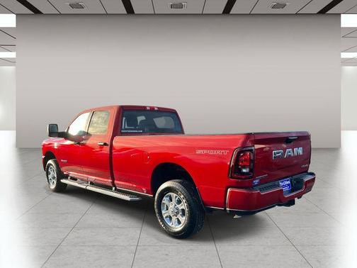 Molten Red Pearlcoat 2026 RAM 3500 Big Horn