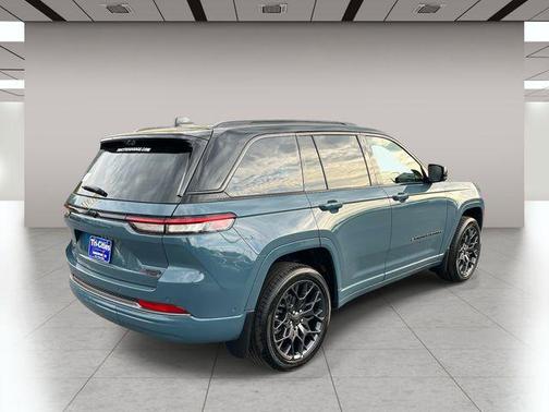 Steel 2026 Jeep Grand Cherokee Summit